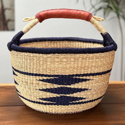 Round African market basket